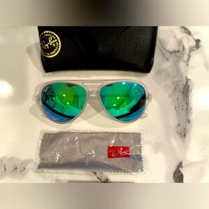 New RayBan’s Aviator Sunglasses - Clear Plastic Frame